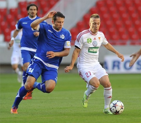 Bódi Ádám (Array)