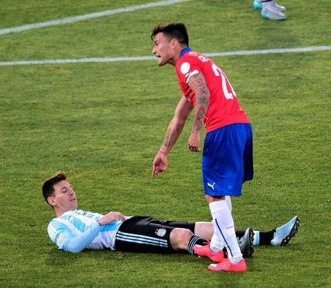 Charles Aranguiz (Array)