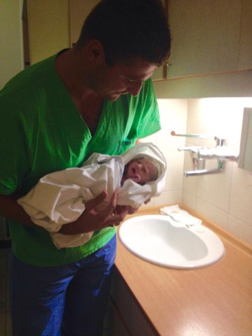 Decker Ádám kislánya (Array)