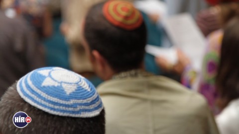 Egy az Isten (Array)