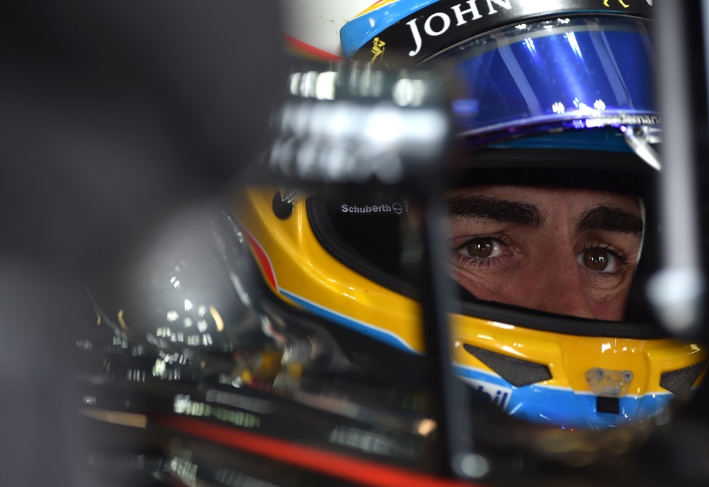 Fernando Alonso (Array)