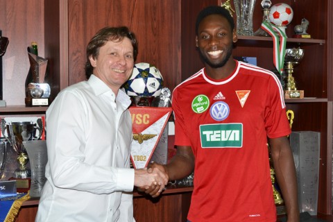 Geoffrey Castillion (Array)