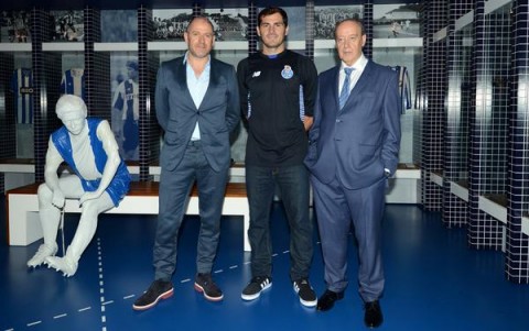 Iker Casillas (Array)