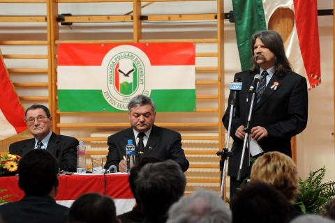 Kisgazda Polgári Egyesület (Array)