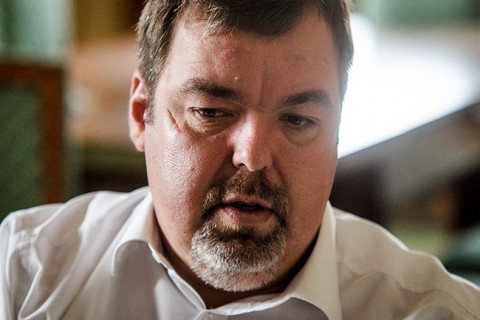 L Simon László (Array)