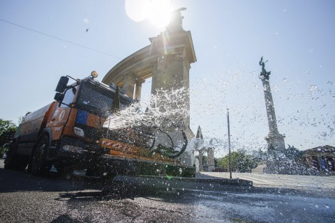 Locsolókocsi (Array)