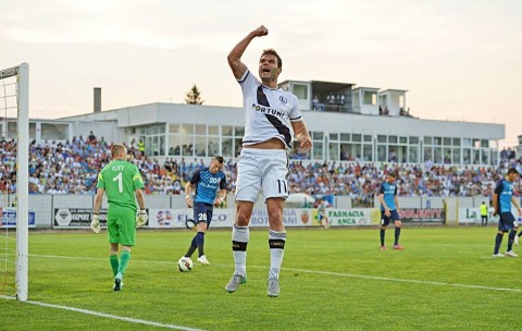 Nikolics Nemanja (Array)