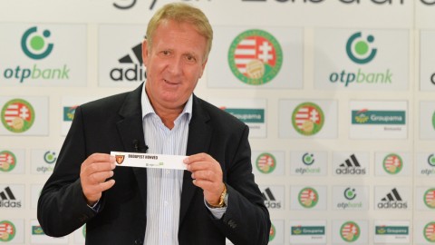 Nyilasi Tibor (Array)