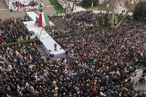 Orbán Viktor beszéd (Array)