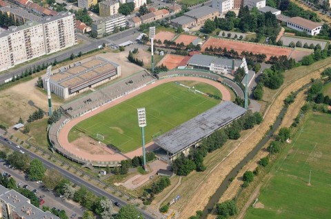Rohonci úti stadion (Array)