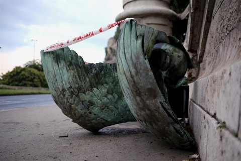 Turul-Budapest-Gellert-10(960x640).jpg (Array)