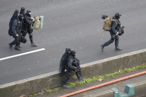 Tuszejtes-Parizsban(960x640).jpg (Array)