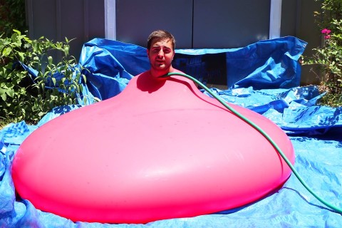 ember-a-vizesufiban(960x640).jpg (Array)