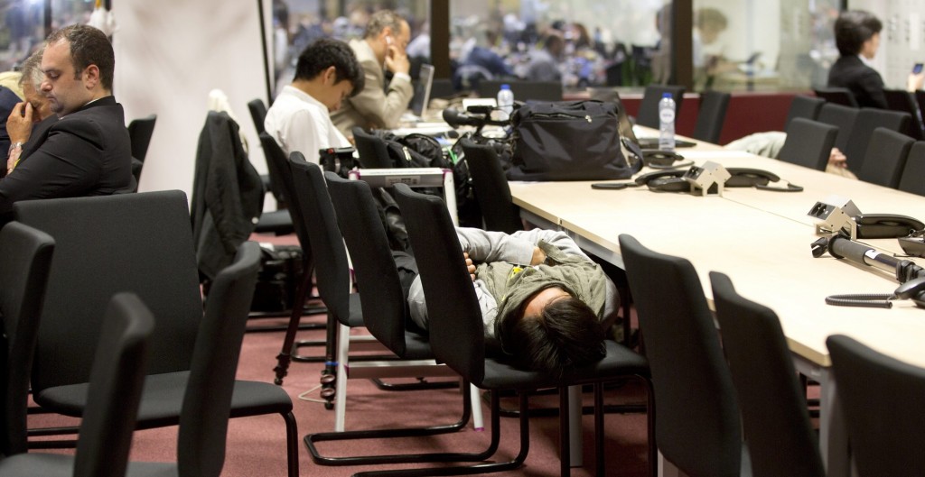 görög csúcs alvó újságírók (Array)