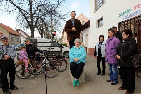 lázár jános utcafórum (Array)