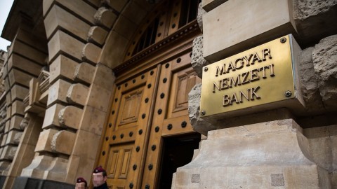 mnb(210x140).jpg (Array)