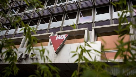 mol székház (Array)