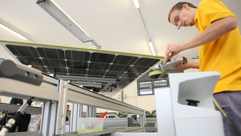 napelemgyár (Array)