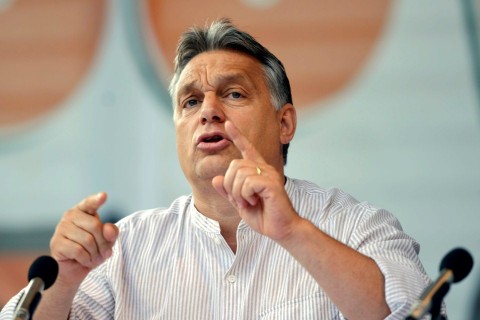 orbán tusványoson (Array)