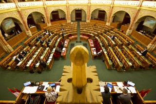 parlament(c18f4781-9268-4db9-be27-1071e7fa2cb5)(210x140).jpg (Array)