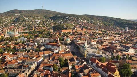 pécs (Array)