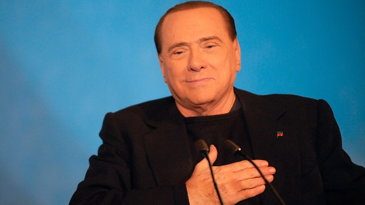 silvio berlusconi (Array)