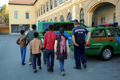 szegedi határrendészet (Array)