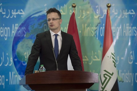 szijjarto(430x286).jpg (Array)