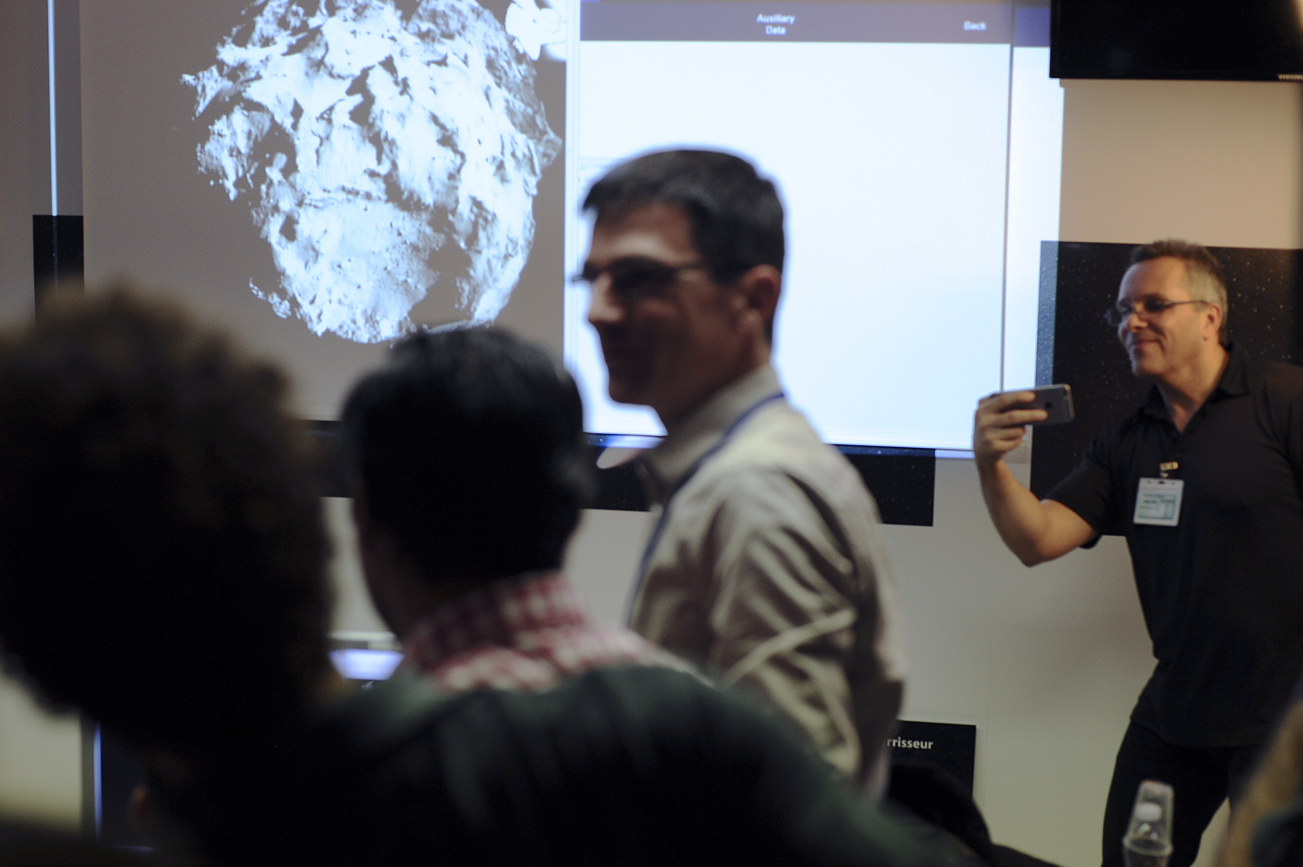 üstökös-2 (Array)