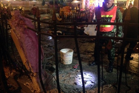 Bangkok robbanás (Array)