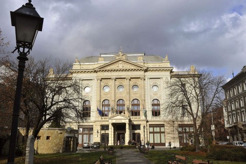 Budai Vigadó (Array)