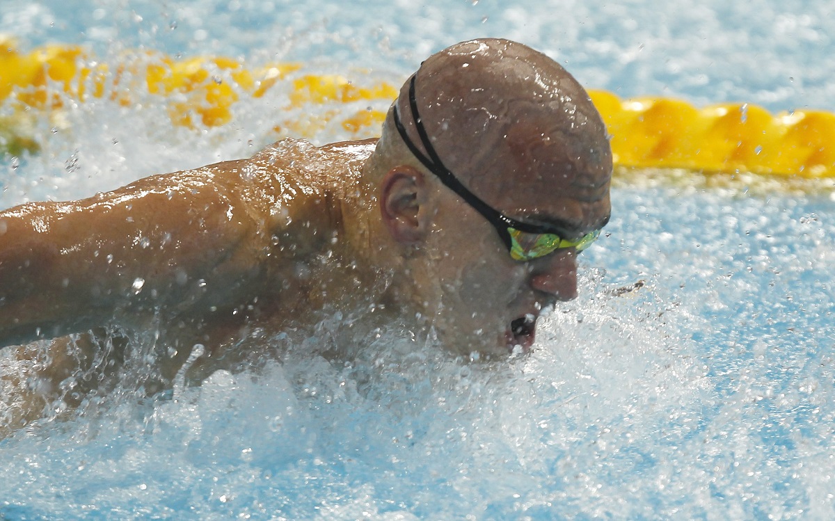 Cseh László (Array)