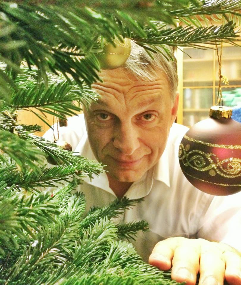 Orbán Viktor karácsonyi üdvözlete (Array)