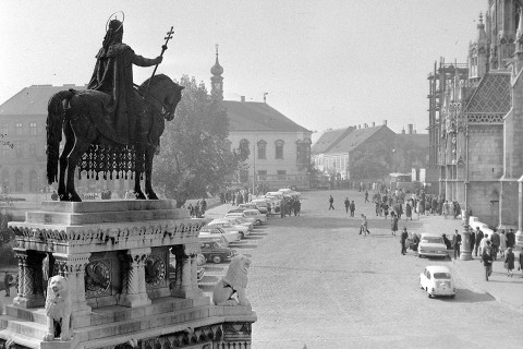 augusztus huszadika, Szent IStván szobor (Array)
