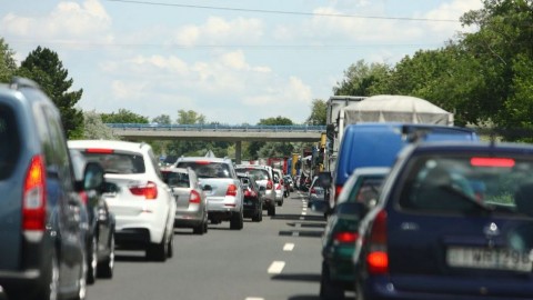 autópálya - dugó (Array)