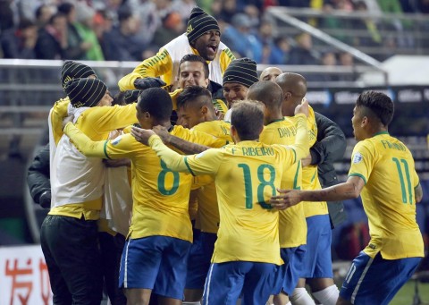 brazil válogatott (Array)