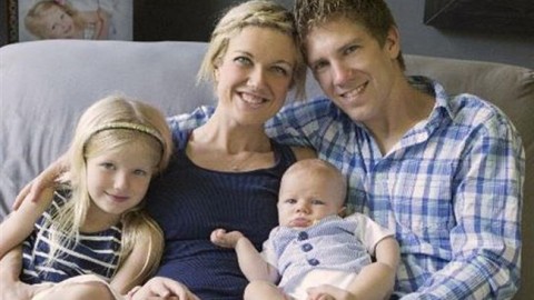 csalad(650x433).jpg (Array)