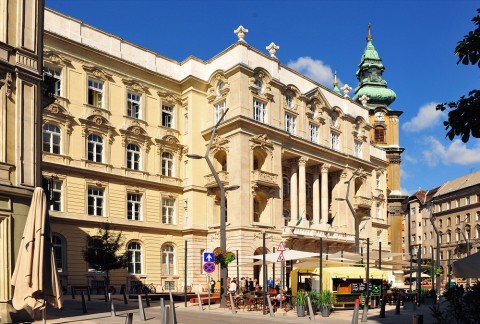 elte(210x140).jpg (Array)