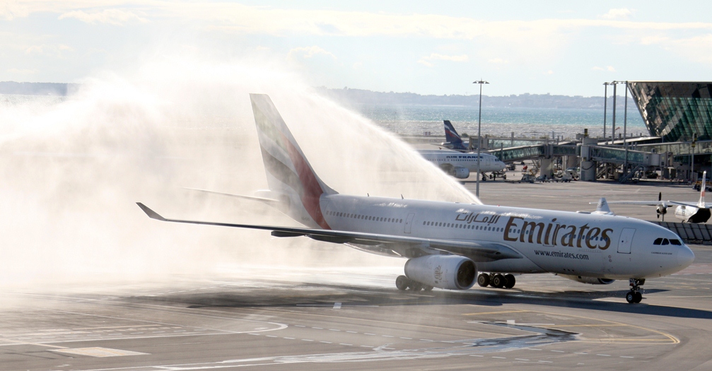 emirates-airline(430x286).jpg (Array)