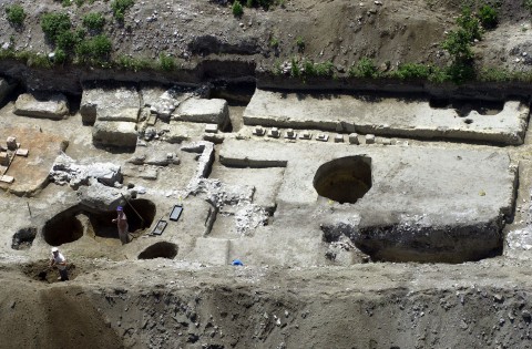 fenékpuszta (Array)