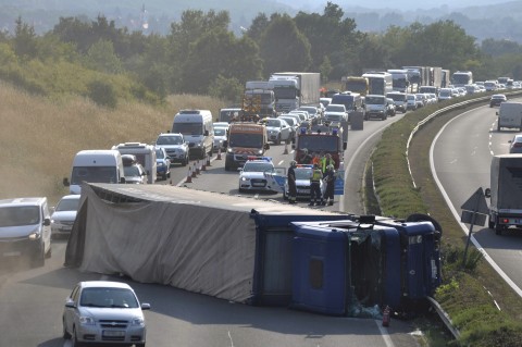 kamionbaleset m3 (Array)