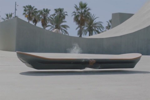 lexus-legdeszka(960x640).jpg (Array)