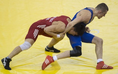 módos péter (Array)