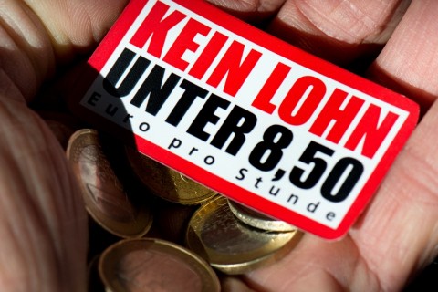 német minimálbér (Array)