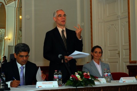 nő az esély program (Array)