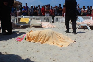 tunéziai merénylet (Array)