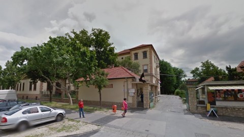 újpest károlyi kórház (Array)