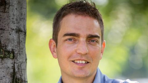 Dojcsák Dániel, az IVSZ távozó tartalomigazgatója a jövőben a KPMG-nél tölt be hasonló pozíciót. Dojcsák Dániel, az IVSZ távozó tartalomigazgatója a jövőben a KPMG-nél tölt be hasonló pozíciót. Fotó: Szabolcs Németh