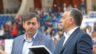 Kiemelt kép: Mészáros Lőrinc felcsúti polgármester, a Gong Rádió új tulajdonosa és Orbán Viktor miniszterelnök. Fotó: MTI/archív