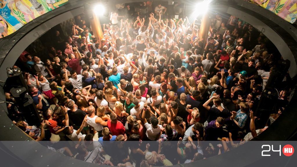 Megjelent a Balatonnál egy új befektető: a Rahimkulov család | 24.hu